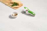 Zyliss Lock N' Lift Can Opener with Lid Lifter Magnet, Green